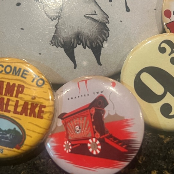 Kids Fun Button Pin Set - Multicolor - Picture 4 of 9